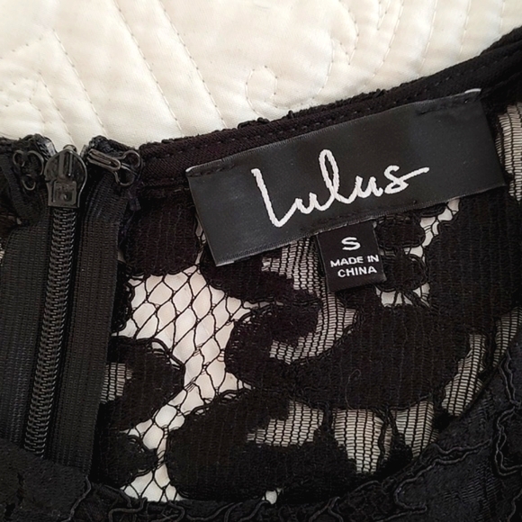 Lulus Black Floral Lace Long Sleeve Midi Dress/ Size S - Picture 6 of 10